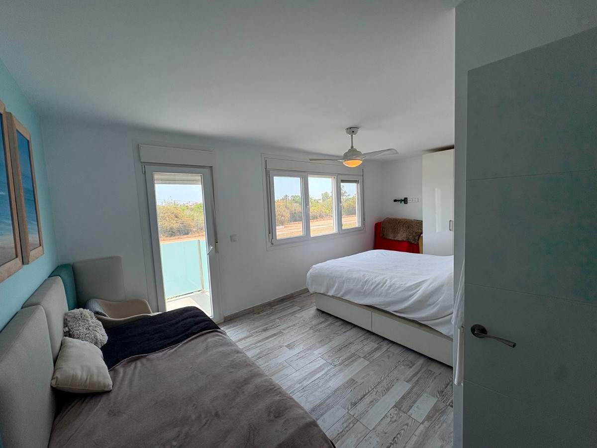 ShowFeedImage House – Detached Villa in Torrevieja