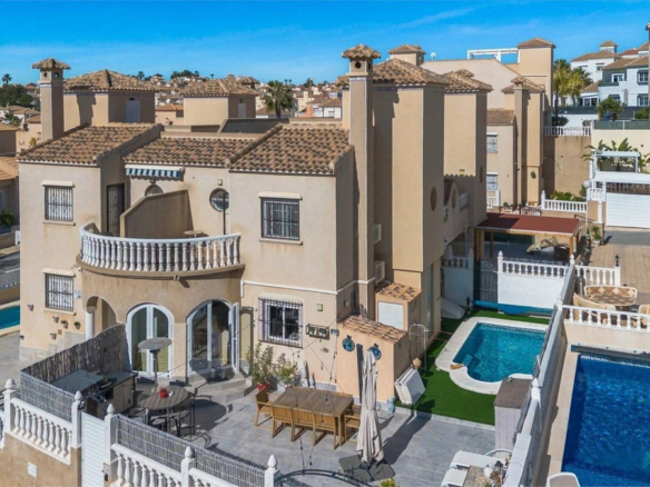 House – Detached Villa in Orihuela