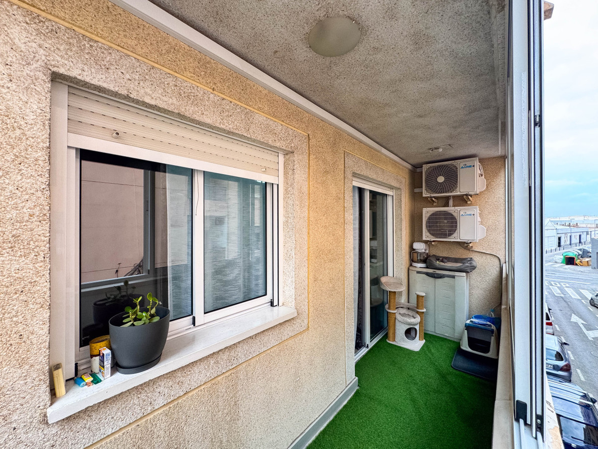 ShowFeedImage Apartment – Middle Floor Apartment in Torrevieja