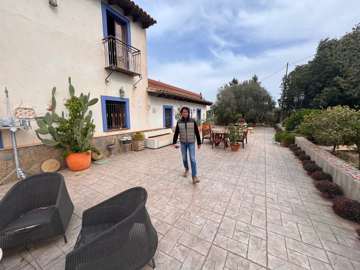 ShowFeedImage House – Detached Villa in Puerto Lumbreras