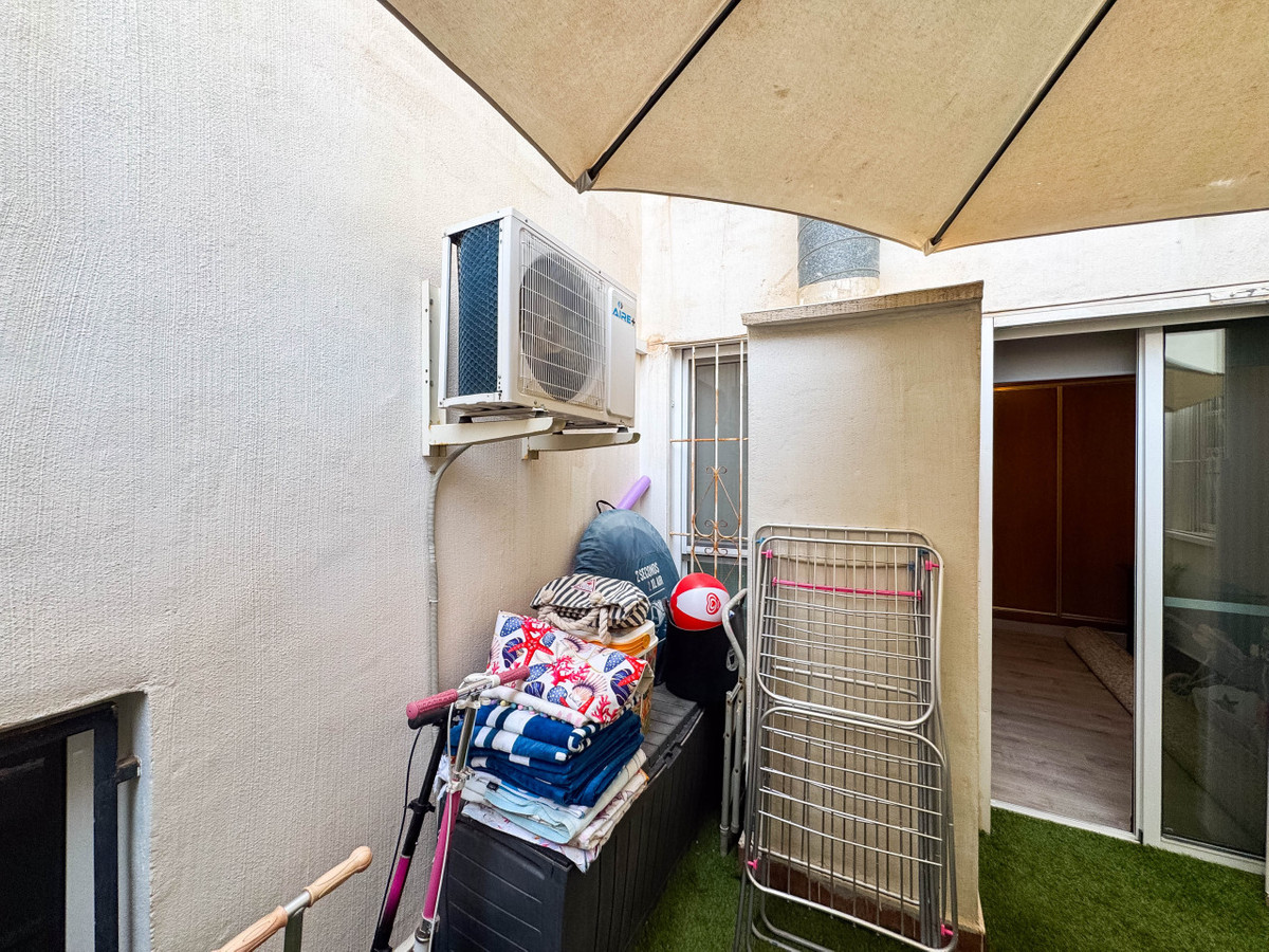 ShowFeedImage Apartment – Middle Floor Apartment in Torrevieja