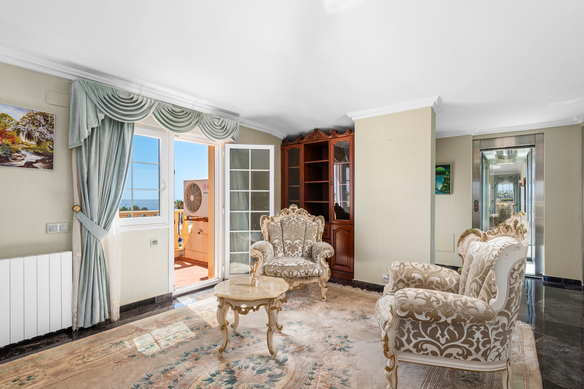 ShowFeedImage House – Detached Villa in Orihuela