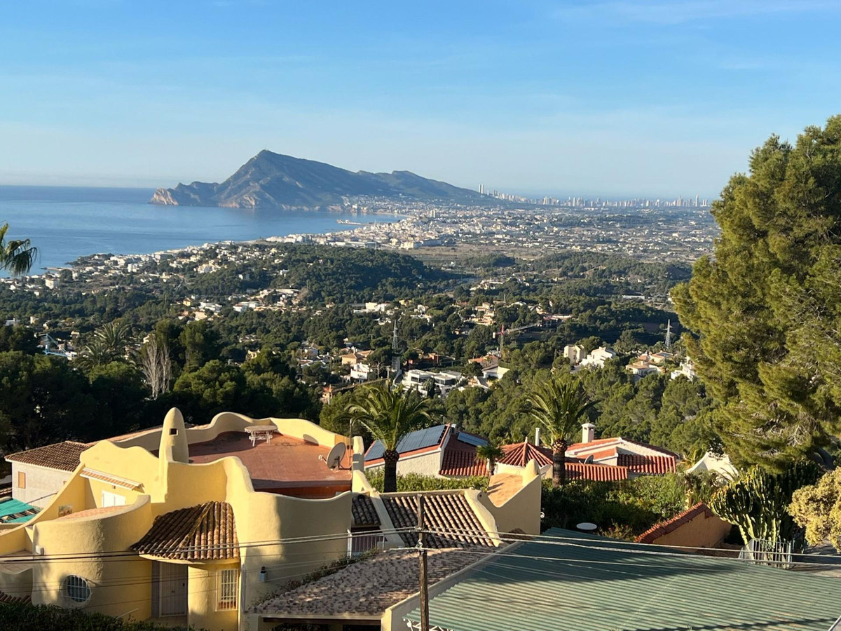 ShowFeedImage House – Bungalow in Altea