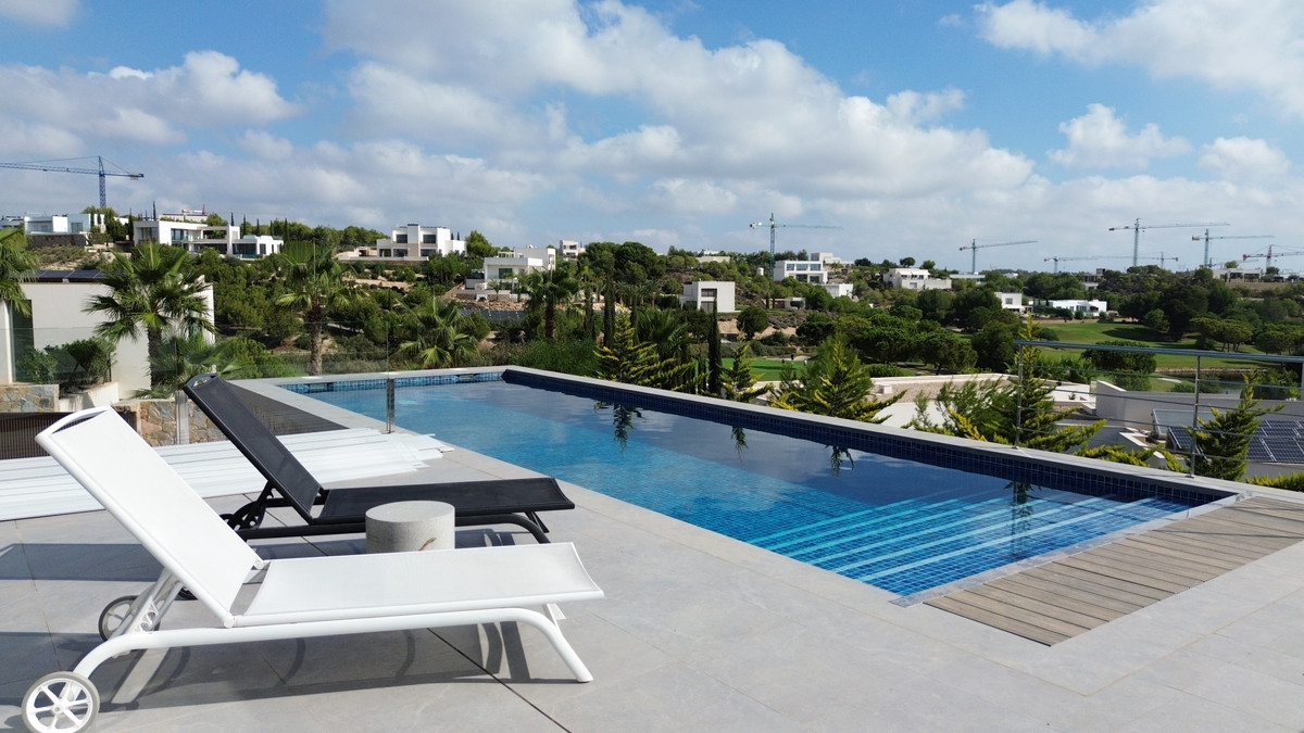 House – Detached Villa in Orihuela