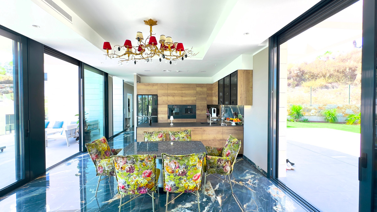 House – Detached Villa in Orihuela