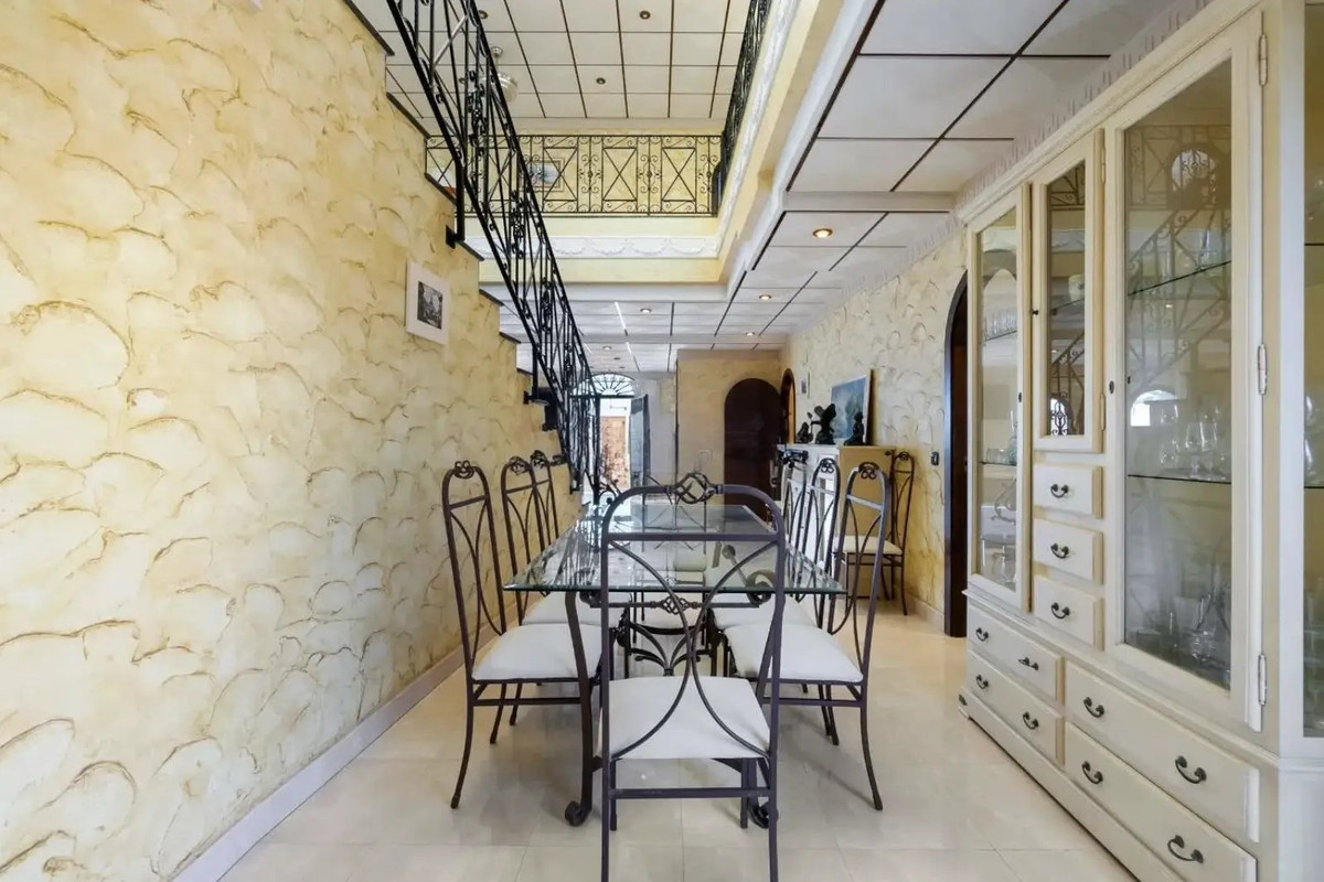 ShowFeedImage House – Detached Villa in Orihuela