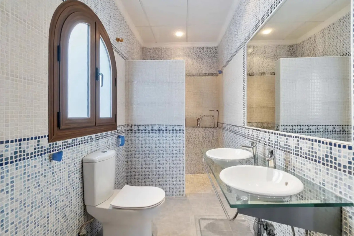 ShowFeedImage House – Detached Villa in Orihuela