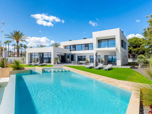 House – Detached Villa in Orihuela