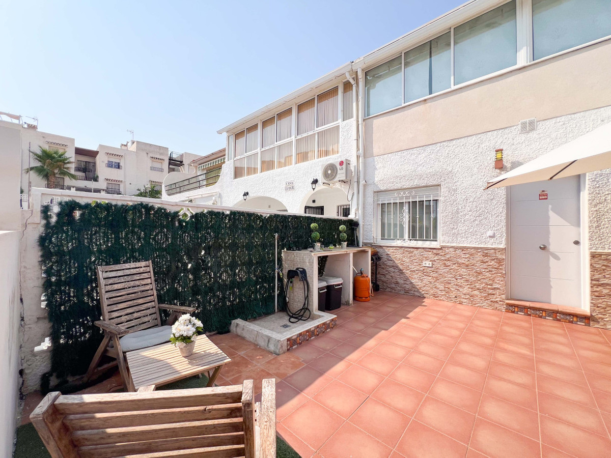 ShowFeedImage House – Bungalow in Torrevieja