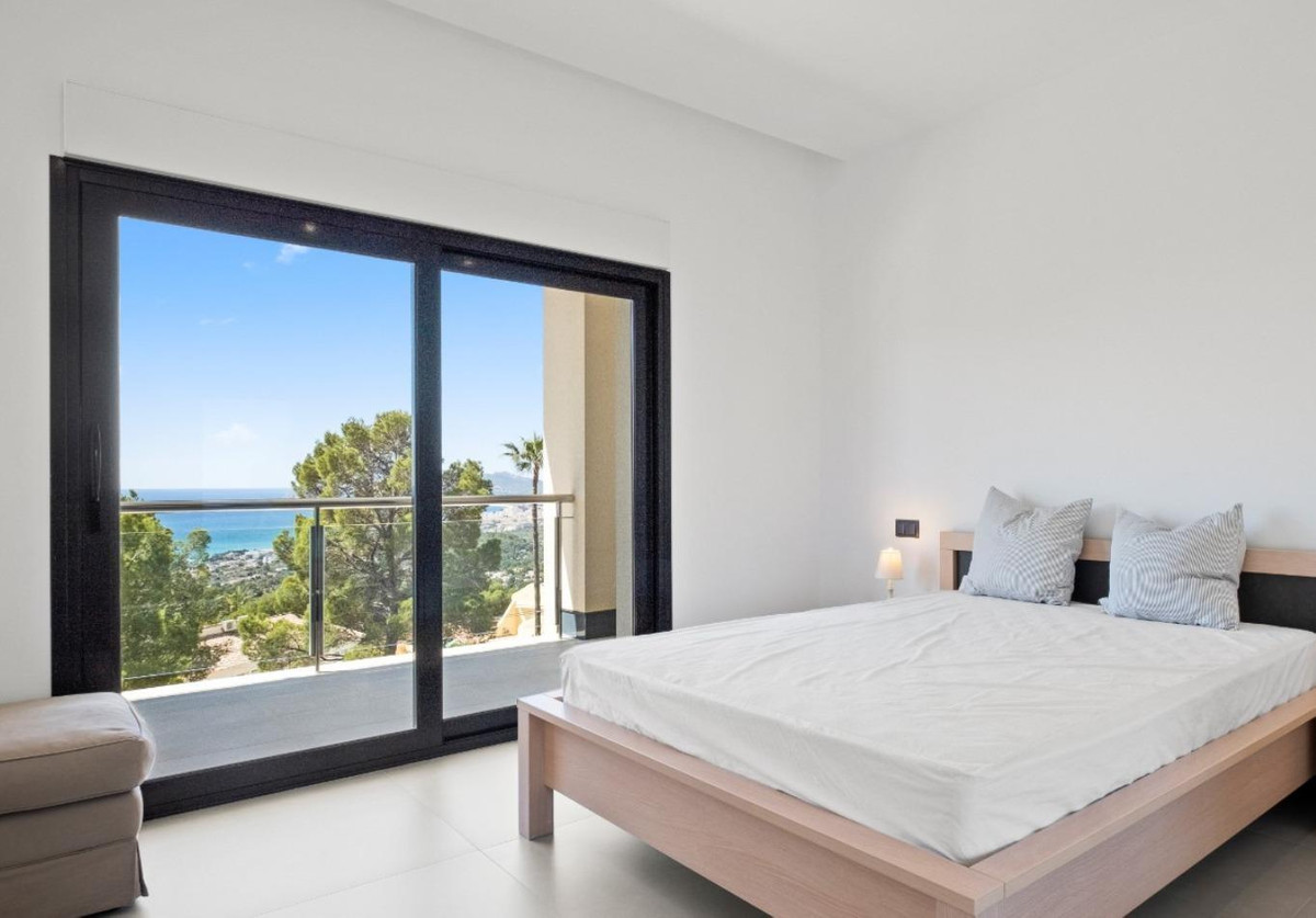 ShowFeedImage House – Bungalow in Altea