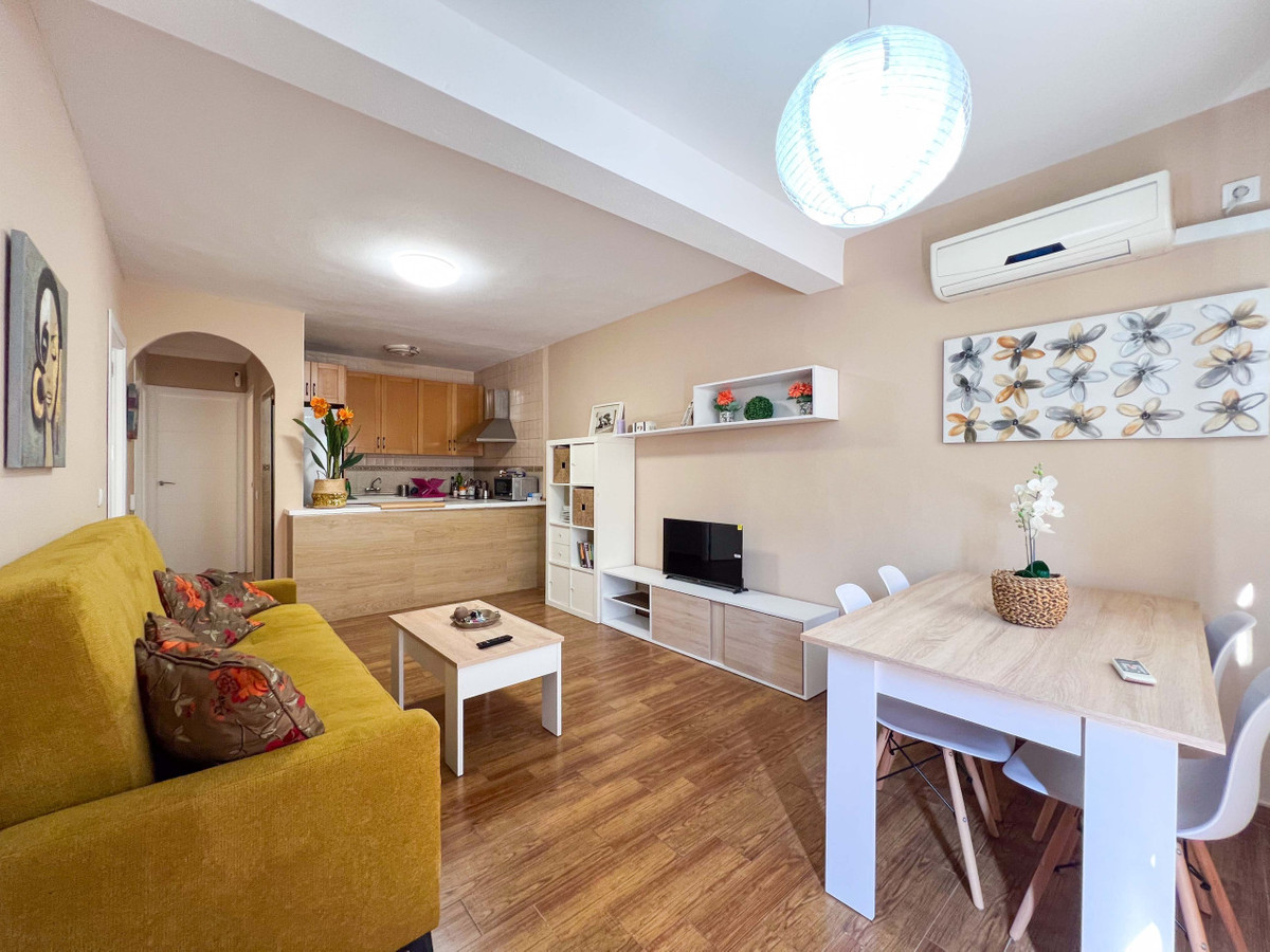 ShowFeedImage House – Bungalow in Torrevieja