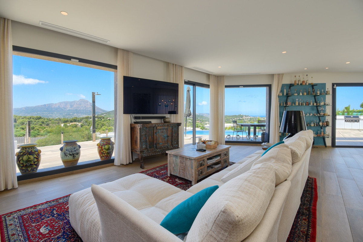 ShowFeedImage House – Detached Villa in Jávea – Xàbia
