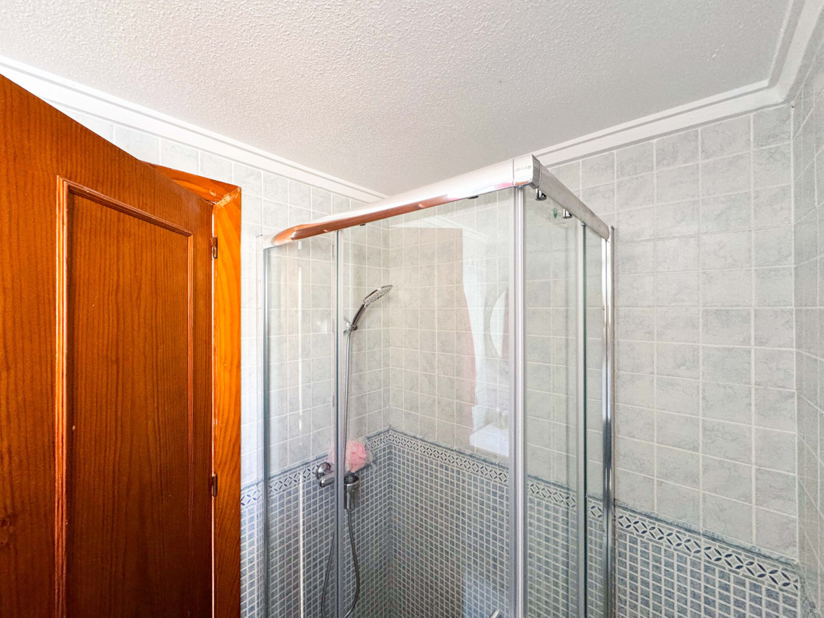ShowFeedImage House – Townhouse in Alicante City