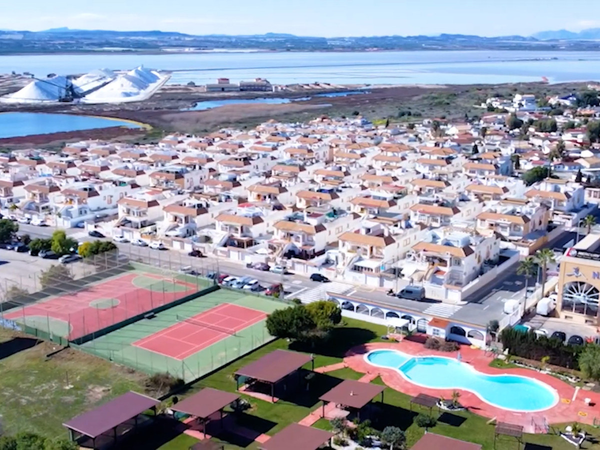ShowFeedImage House – Townhouse in Alicante City