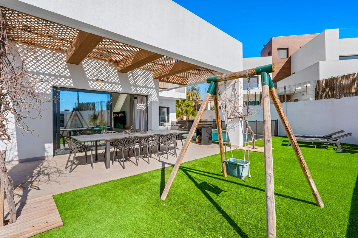 House – Detached Villa in Rojales