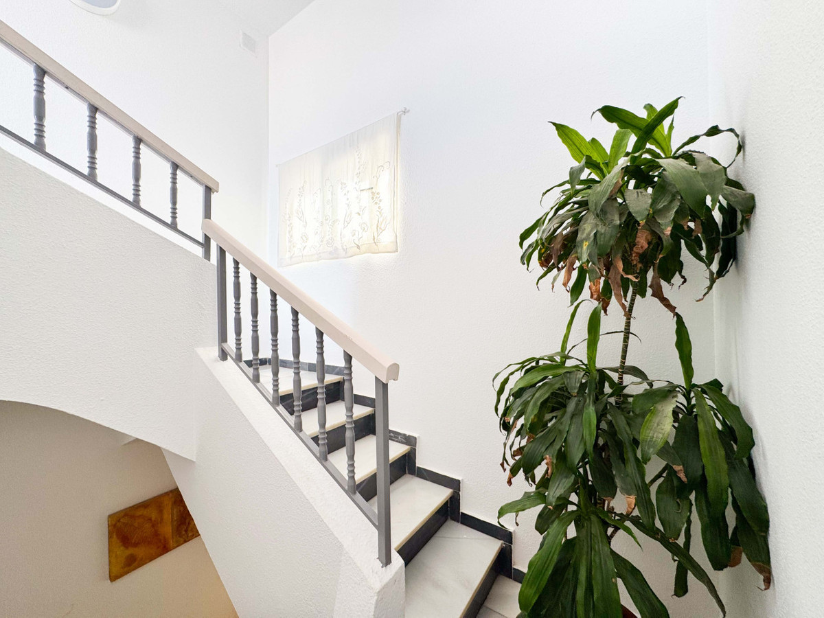 ShowFeedImage House – Townhouse in Alicante City