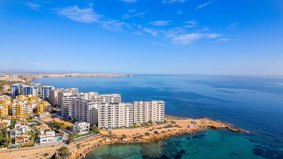 ShowFeedImage Apartment – Middle Floor Apartment in Orihuela