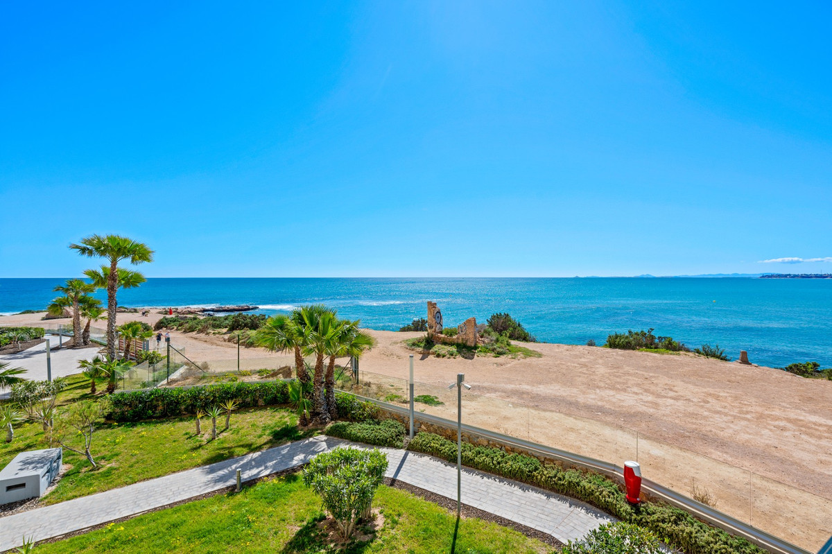 ShowFeedImage Apartment – Middle Floor Apartment in Orihuela