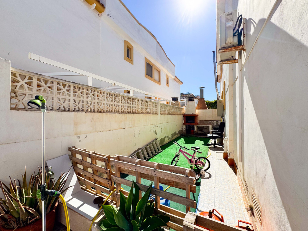 ShowFeedImage House – Townhouse in Alicante City