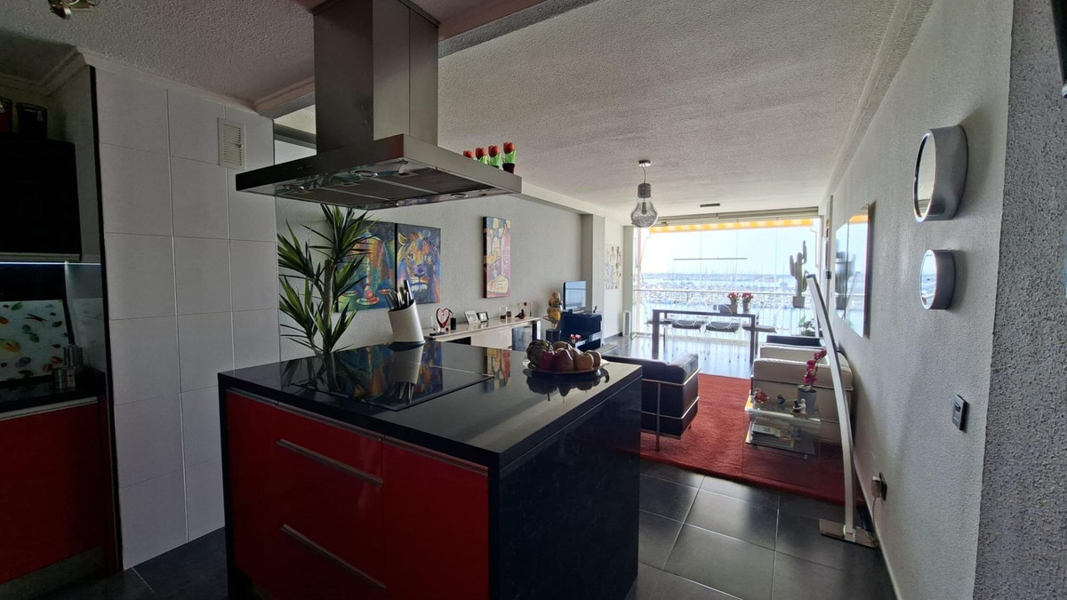 ShowFeedImage Apartment – Middle Floor Apartment in Torrevieja