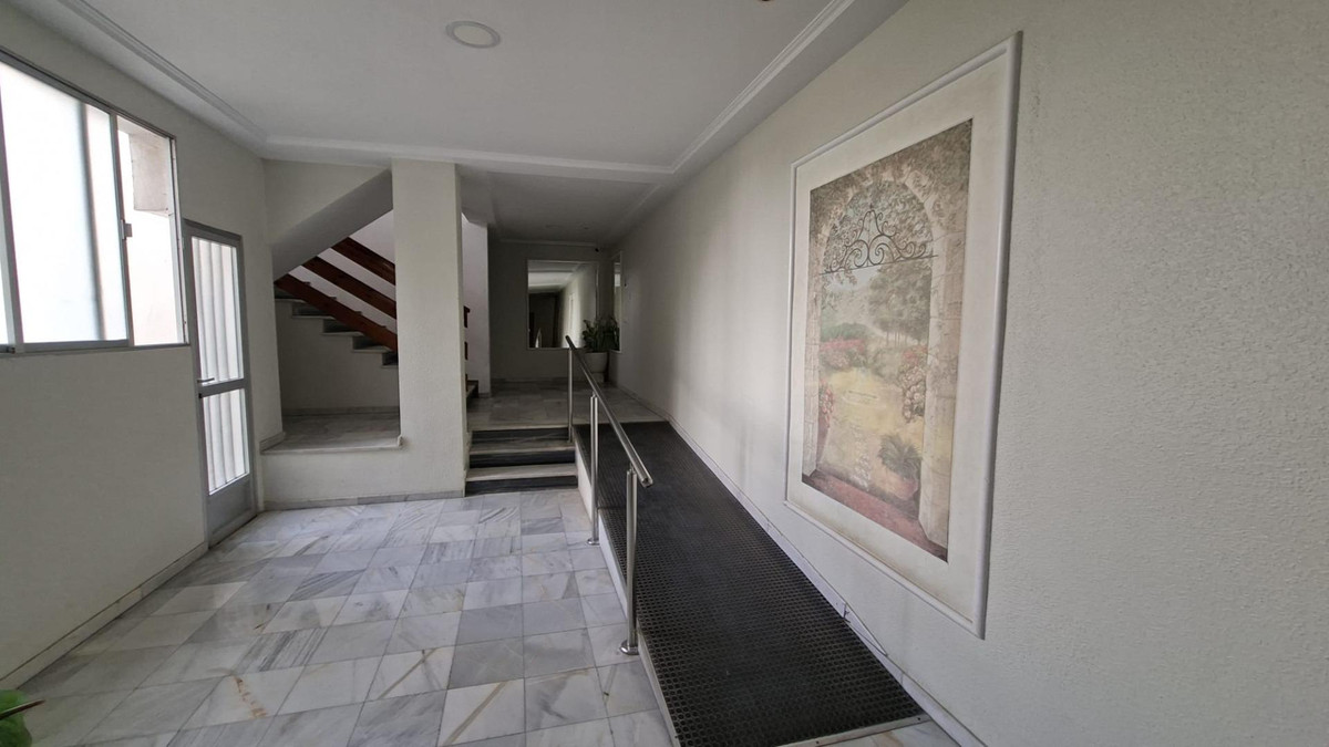 ShowFeedImage Apartment – Middle Floor Apartment in Torrevieja