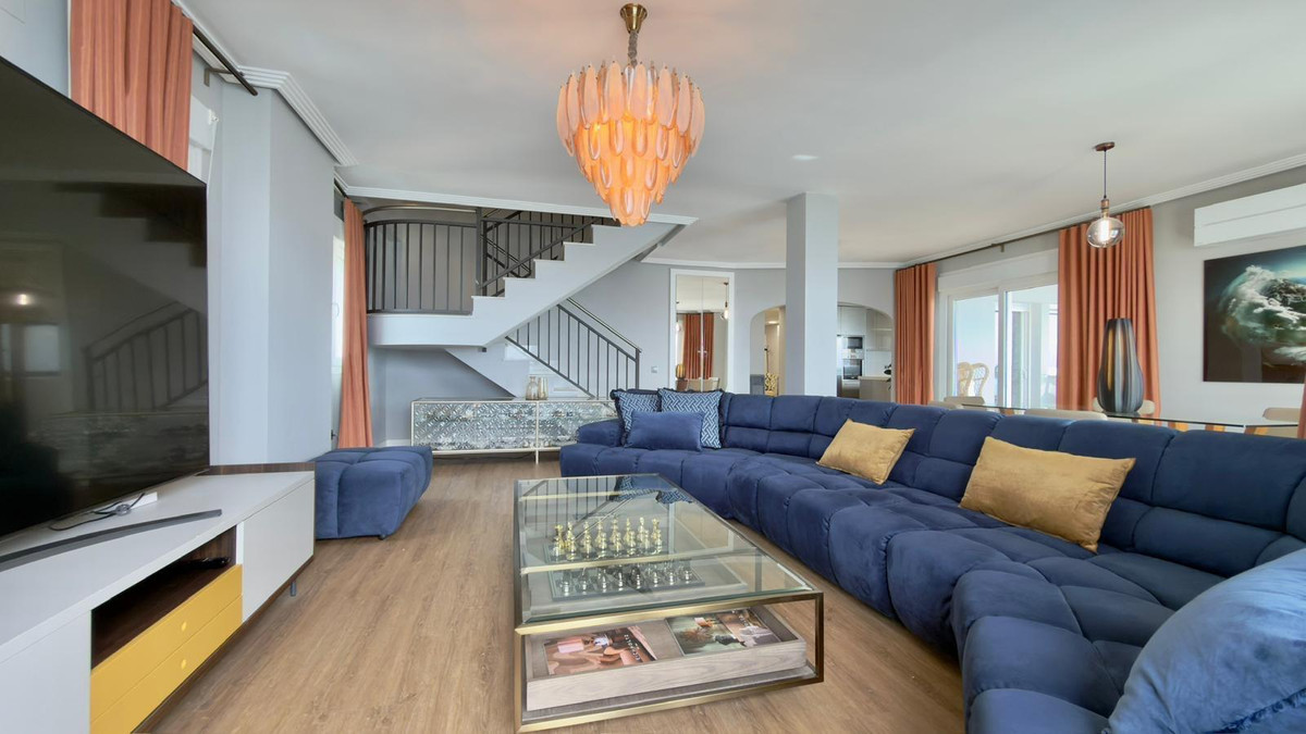 ShowFeedImage Apartment – Penthouse in Villajoyosa