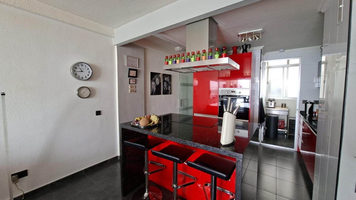 ShowFeedImage Apartment – Middle Floor Apartment in Torrevieja