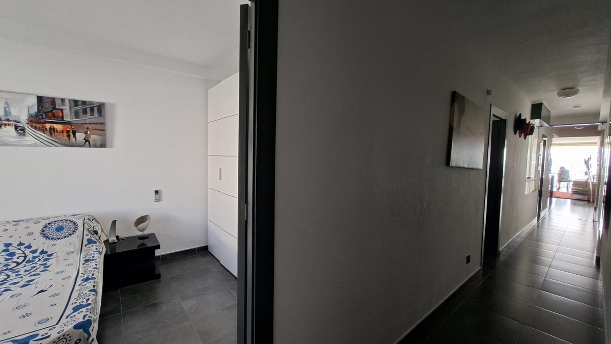 ShowFeedImage Apartment – Middle Floor Apartment in Torrevieja