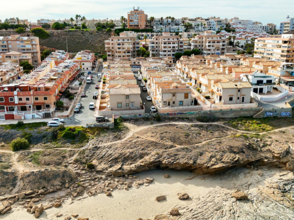 House – Townhouse in Torrevieja