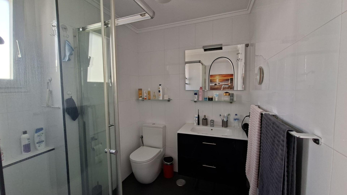 ShowFeedImage Apartment – Middle Floor Apartment in Torrevieja