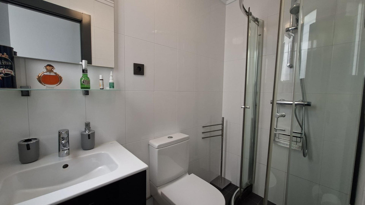 ShowFeedImage Apartment – Middle Floor Apartment in Torrevieja