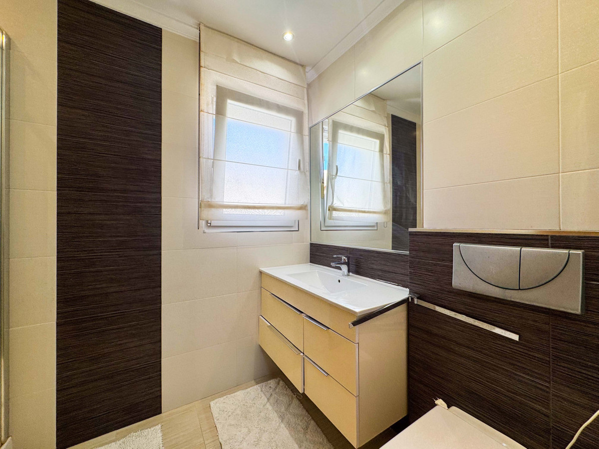 ShowFeedImage House – Townhouse in Torrevieja