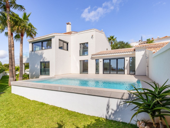 House – Detached Villa in Benitachell