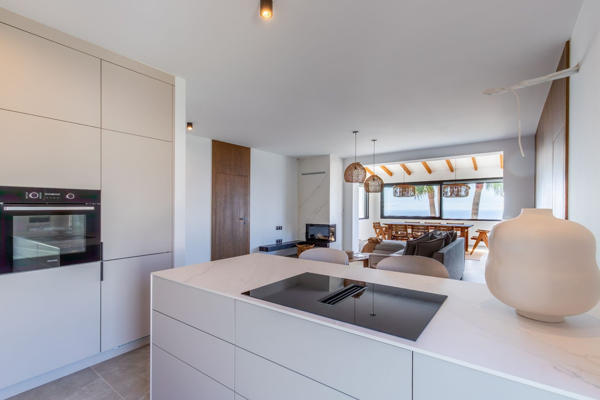 ShowFeedImage House – Detached Villa in Benitachell