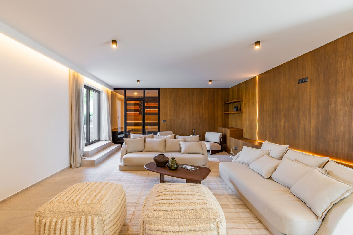 ShowFeedImage House – Detached Villa in Benitachell