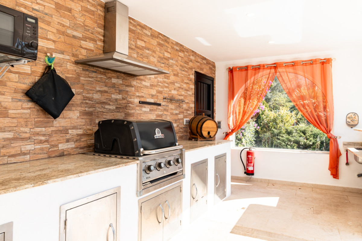 ShowFeedImage House – Finca – Cortijo in Benissa