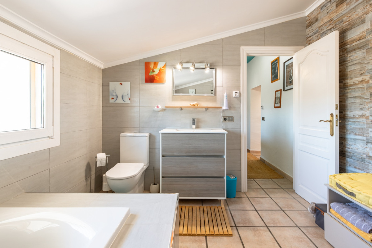 ShowFeedImage House – Finca – Cortijo in Benissa