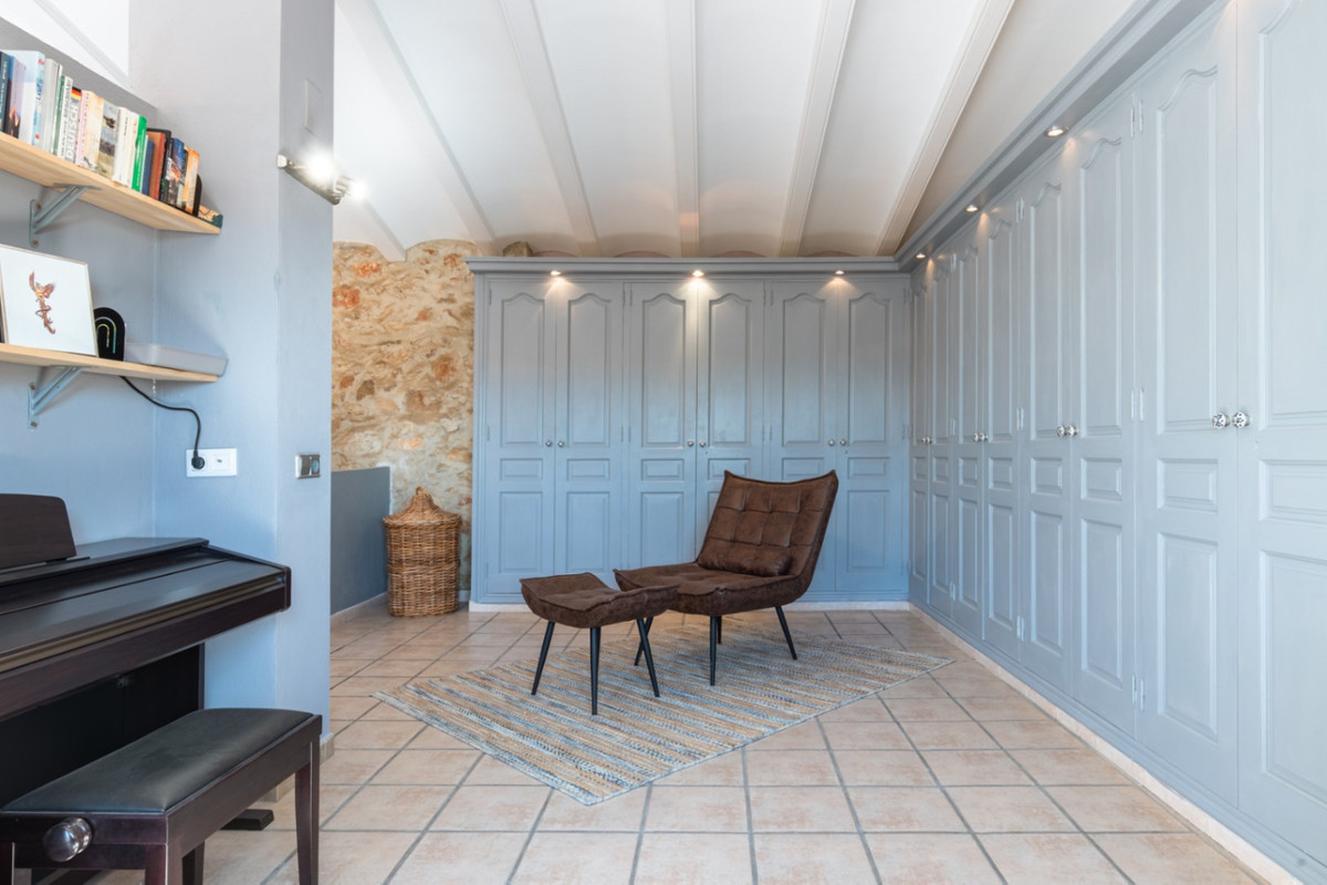 ShowFeedImage House – Finca – Cortijo in Benissa
