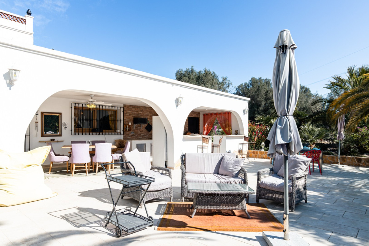ShowFeedImage House – Finca – Cortijo in Benissa