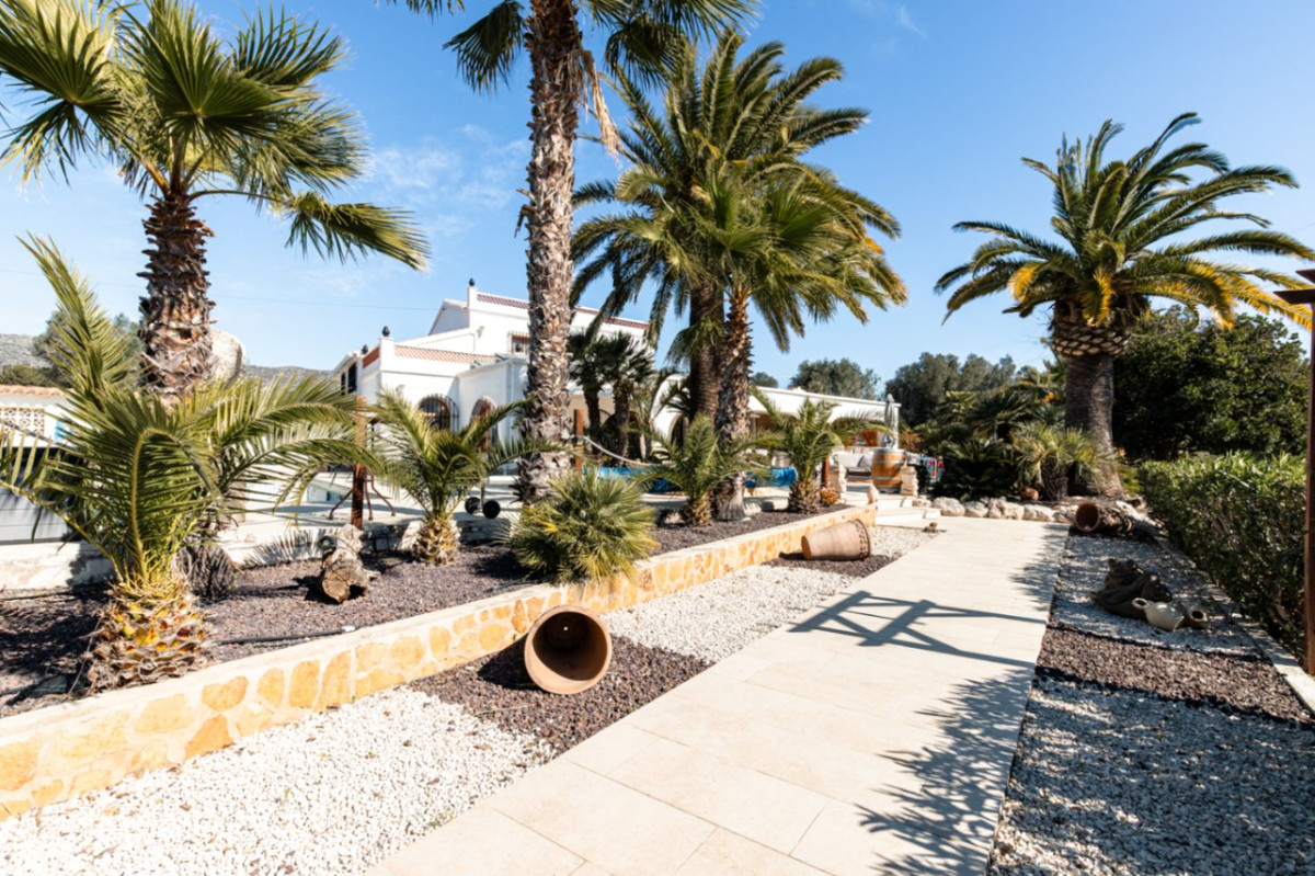 ShowFeedImage House – Finca – Cortijo in Benissa