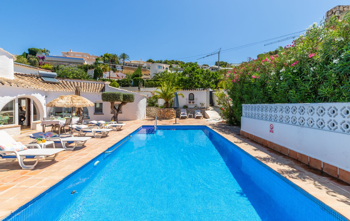 ShowFeedImage House – Detached Villa in Benissa