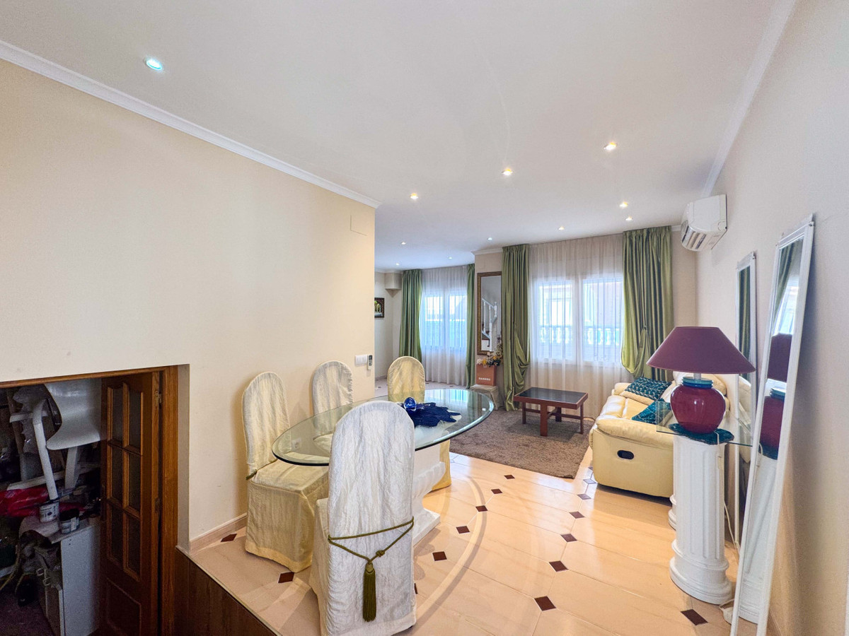 ShowFeedImage House – Townhouse in Torrevieja