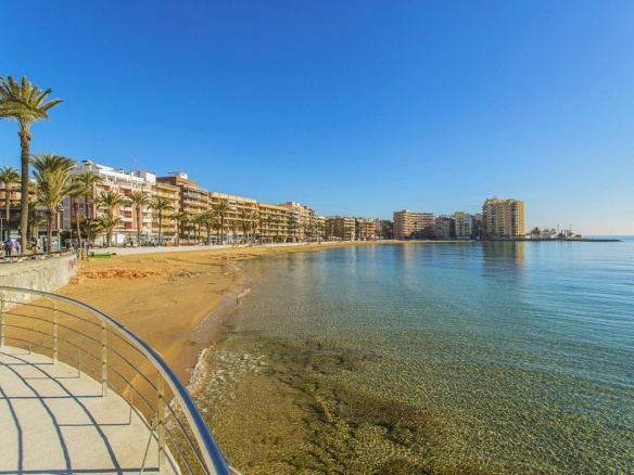 Apartment – Ground Floor Apartment in Torrevieja