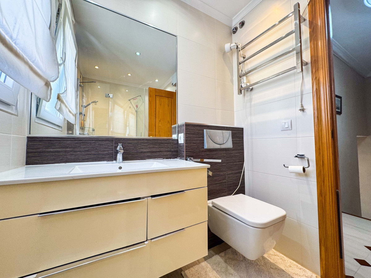 ShowFeedImage House – Townhouse in Torrevieja