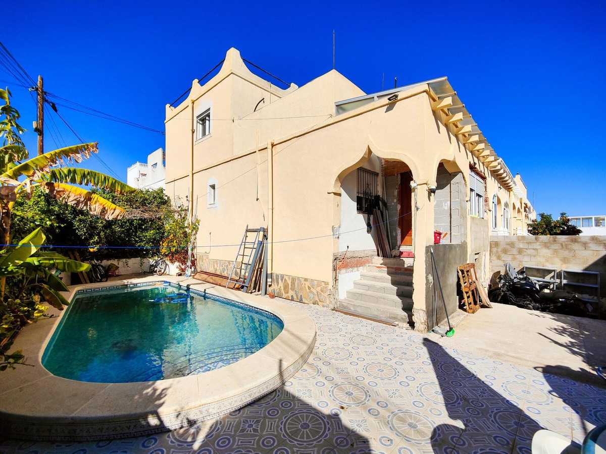 ShowFeedImage House – Semi-Detached House in San Miguel de Salinas