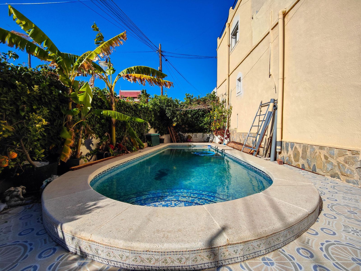 ShowFeedImage House – Semi-Detached House in San Miguel de Salinas
