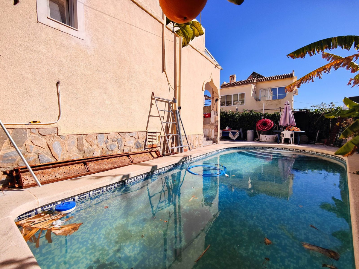 ShowFeedImage House – Semi-Detached House in San Miguel de Salinas
