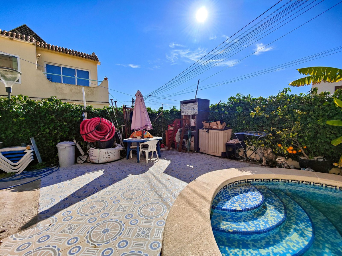 ShowFeedImage House – Semi-Detached House in San Miguel de Salinas