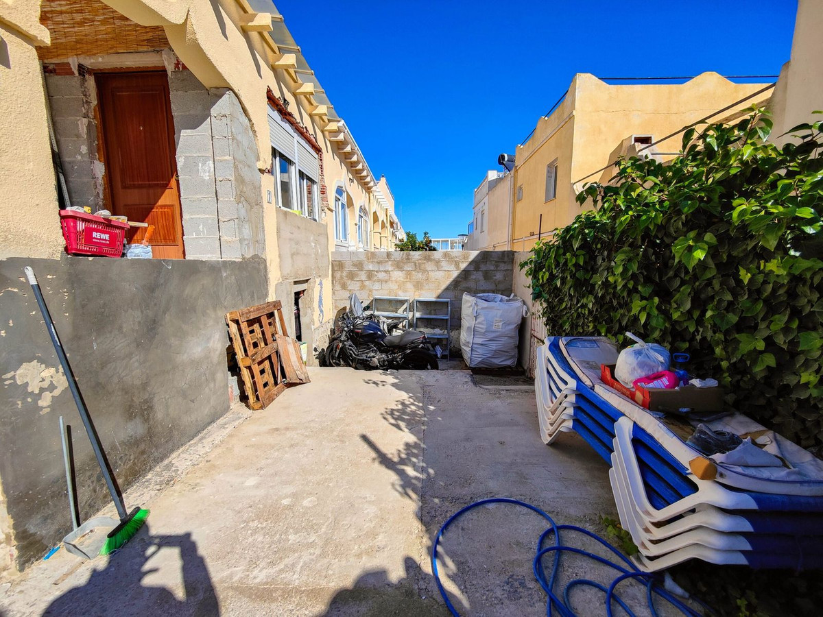 ShowFeedImage House – Semi-Detached House in San Miguel de Salinas