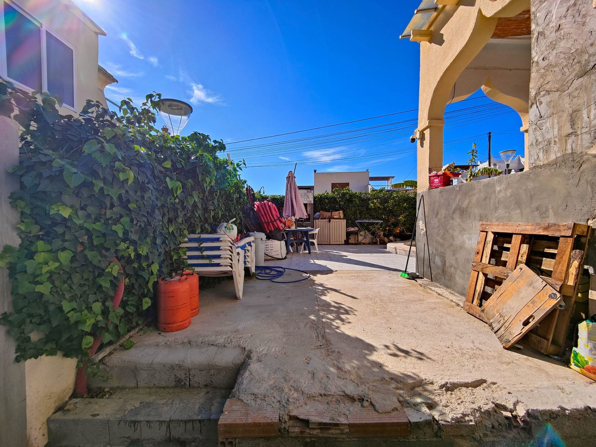 ShowFeedImage House – Semi-Detached House in San Miguel de Salinas